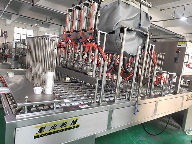 ���b���պ�Ϸ�ڙC�O��չʾ