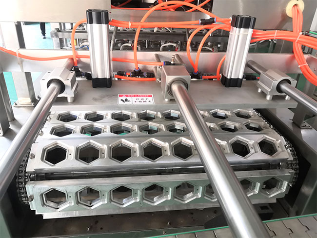 ���K�Ͼ�ȫ�Ԅ�(d��ng)���Ϻз�ڙC(j��)�O(sh��)�会(x��)��(ji��)չʾ