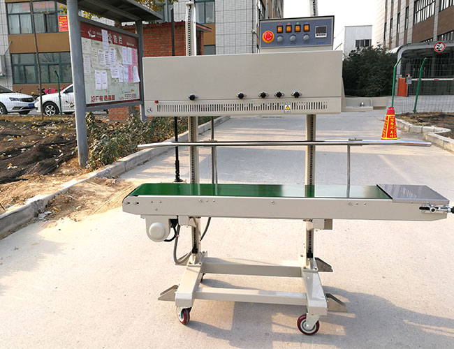 ���K���x�B�m(x��)��ڙC�O��չʾ