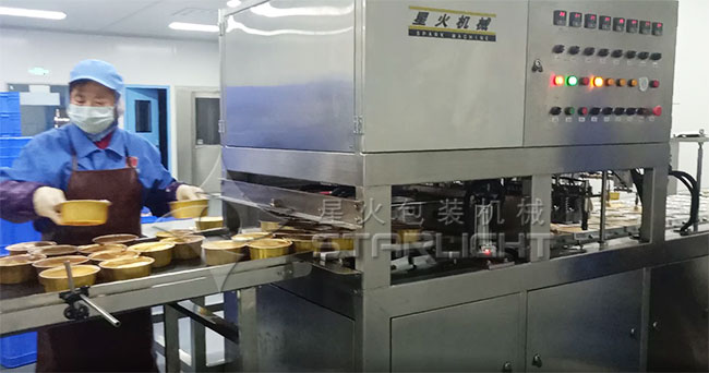 預制菜包裝設備展示